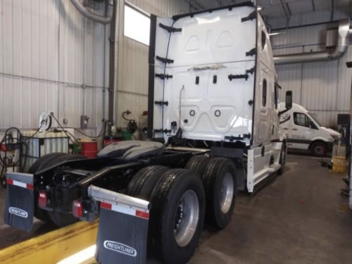 2020 Freightliner Cascadia
